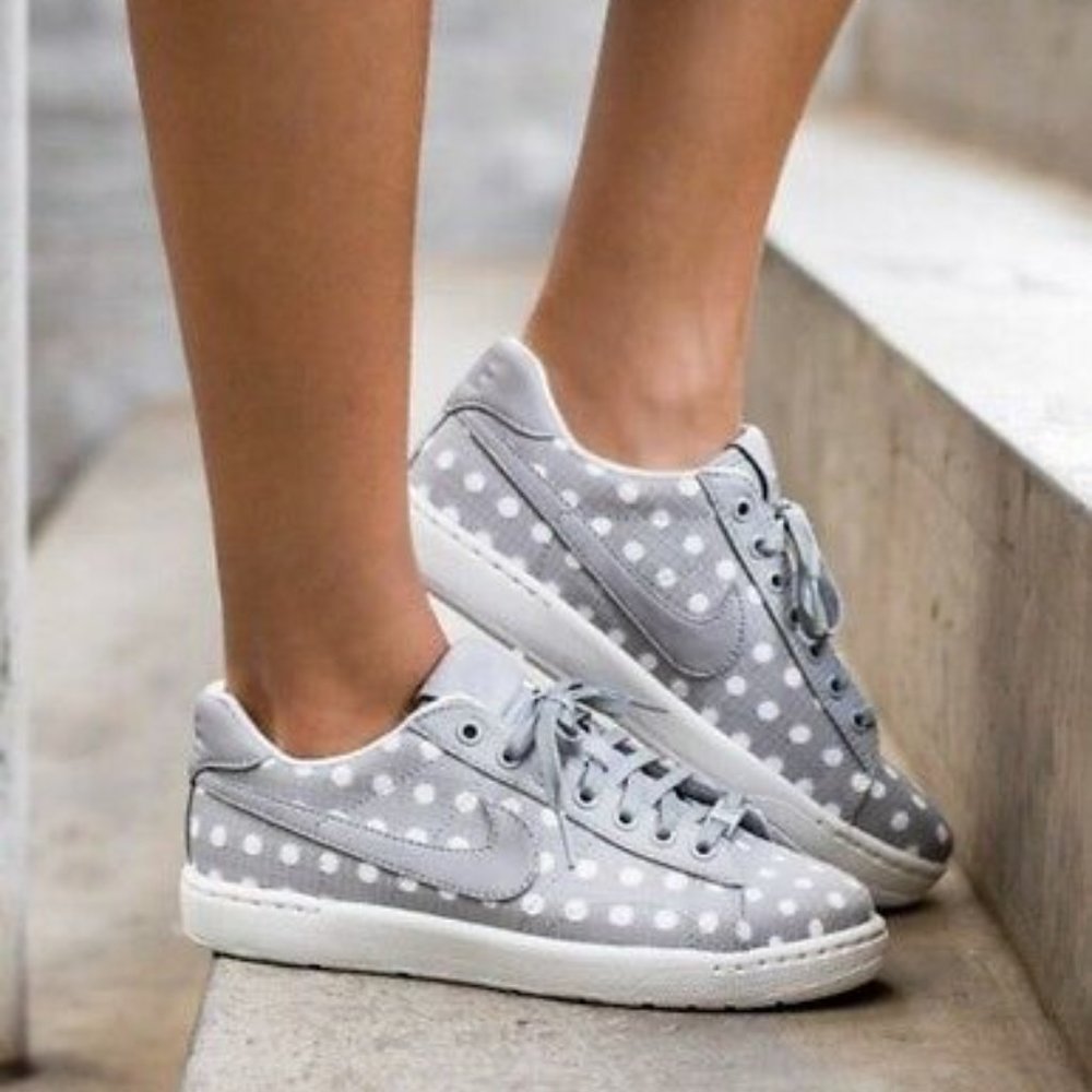 NikeCourt Tennis Classic Ultra Premium